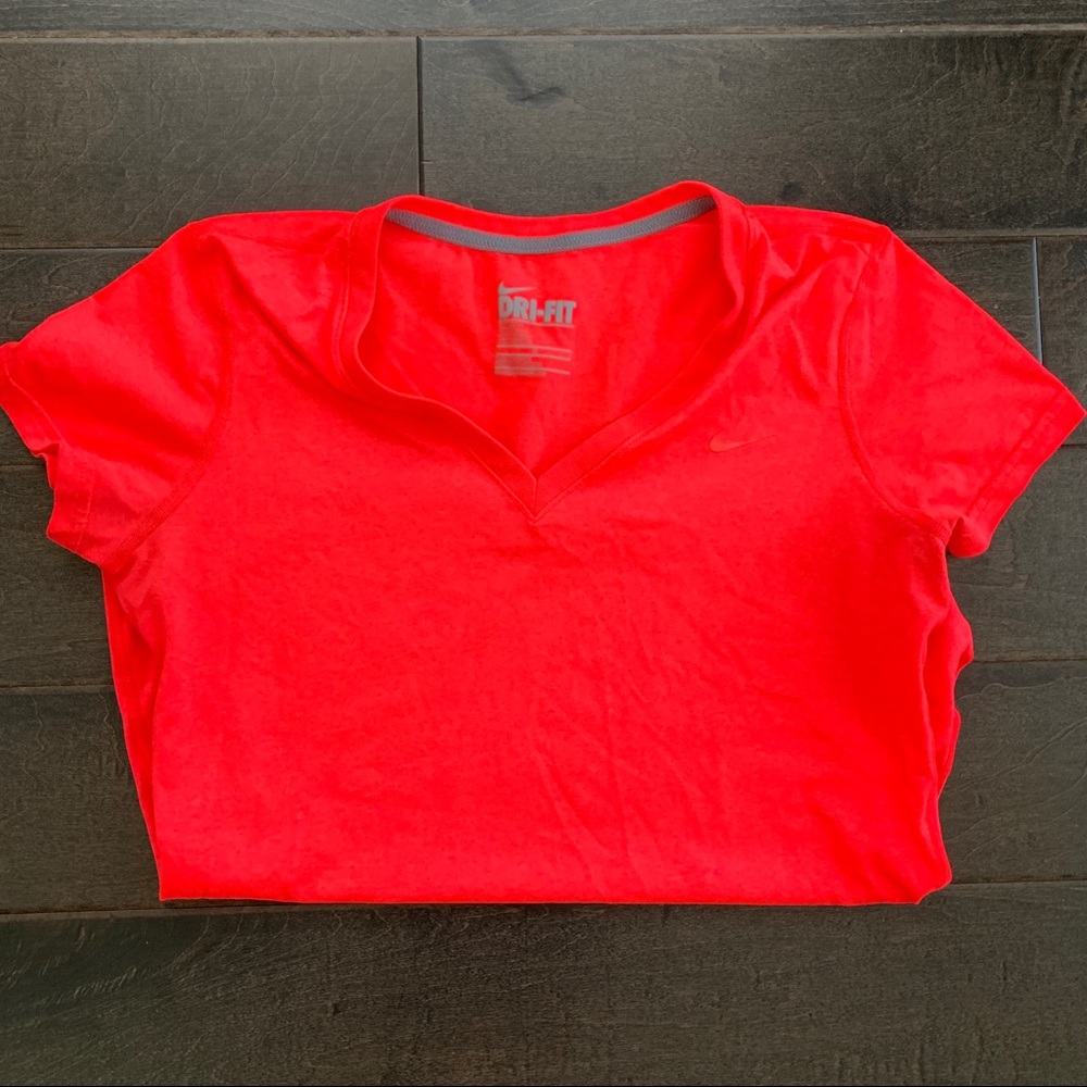 FIT BOGO-50 / Nike V Neck T-shirt